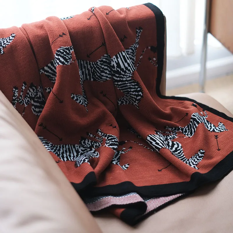 American Zebra Printed Knitted Blankets 125X180Cm Single Leisure Nap Blanket for Office Retro Multifunctional Sofa Decoration