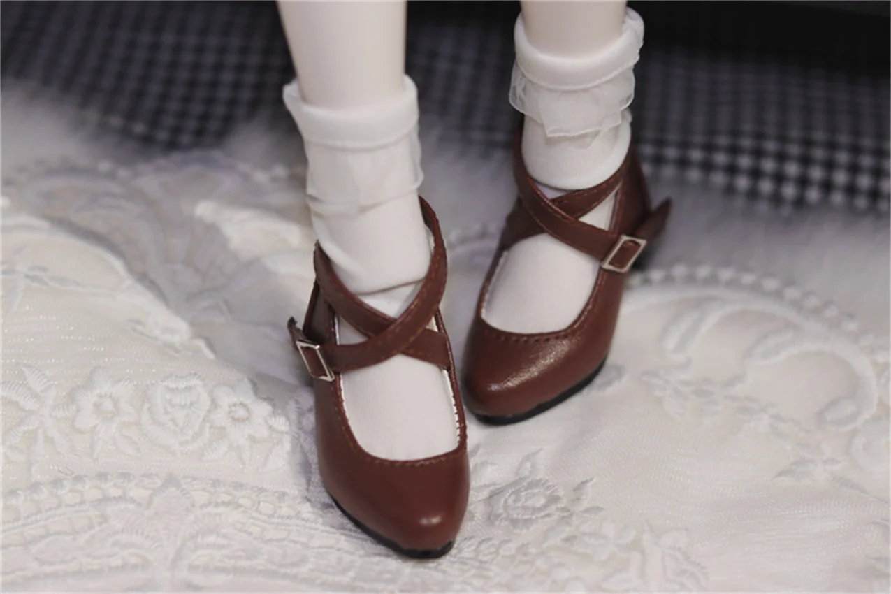 BJDドールシューズ 女の子 ポインテッドトゥ マットブラック ブラウン ホワイト レザー 小さい靴 クロスバックル おもちゃ 1/4 ハイヒール ドールアクセサリー
