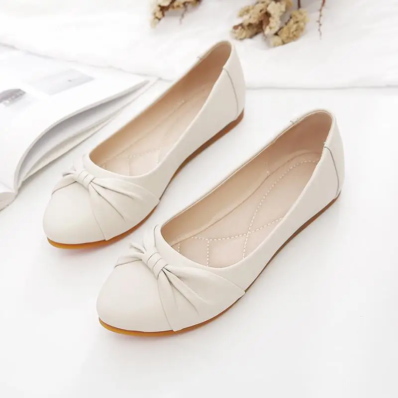 Full Cowhide Leather Work Flat Bottom Shoes Women's Spring Autumn New Style Soft Bottom Bean Bean Shoes Casual round Toe