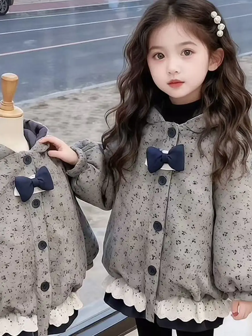 

Зимнее хлопковое джинто с цветочным принтом для девочек, удобное пальто для маленьких девочек, модная верхняя одежда с украшением