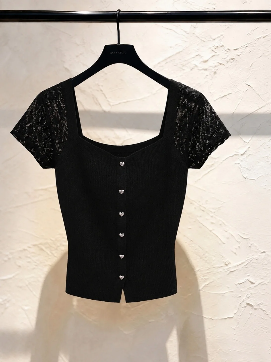 

Lace Splicing Slim Fit Square Collar Knitted T-Shirt Women's Fashionable Summer Slimming Top Commute Style Korean Version