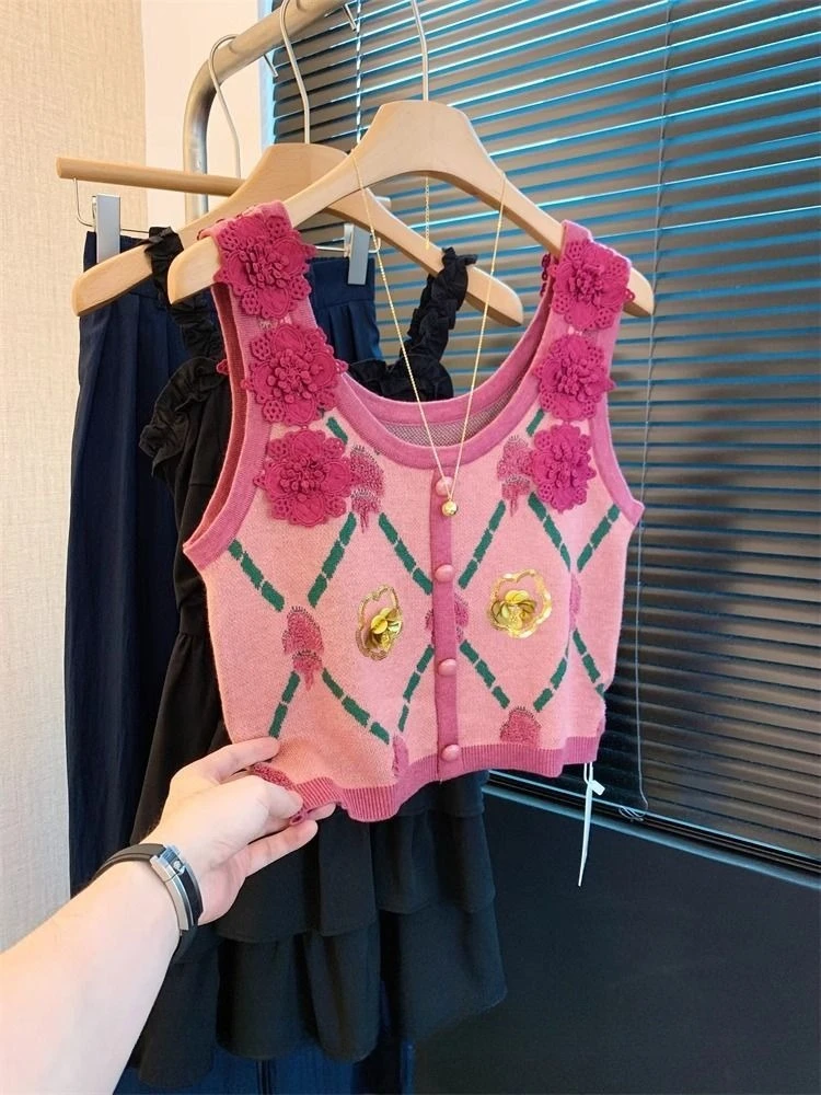 

Elegant Vintage 3D Flower Sweater Vest 2025 Summer New Knitted Camisole Y2k Sleeveless Slim Fit Sweet Top for Women Tanks