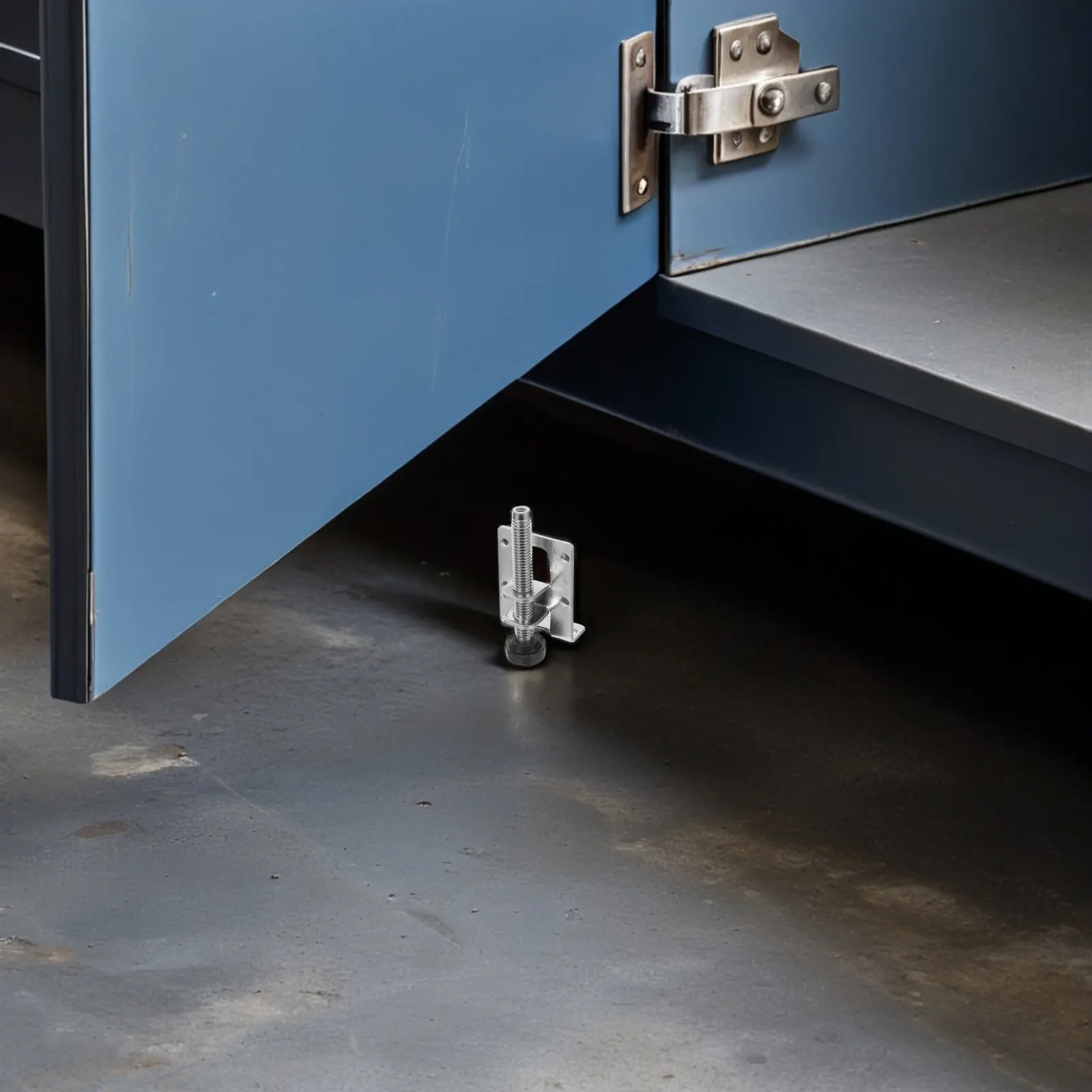 

Комплект из 4 регулируемых опор для мебели, усиленные, противоскользящие ножки для шкафов, столов, гардеробов, верстаков