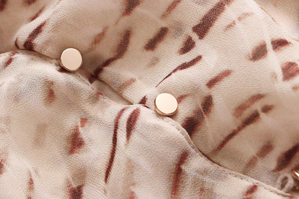 Sommerliches Damen-Shirt mit lässigem Muster, V-Ausschnitt, lockerer und atmungsaktiver Laternenärmel – Detail 25