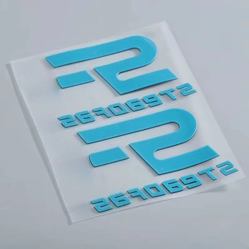 50 SZTUK Personalizowanych Silikonowych Logo 3D Termotransferowych Naklejek z Folii Termotransferowej do Prasowania na Ubrania, Folia HTV — zdjęcie produktu 3