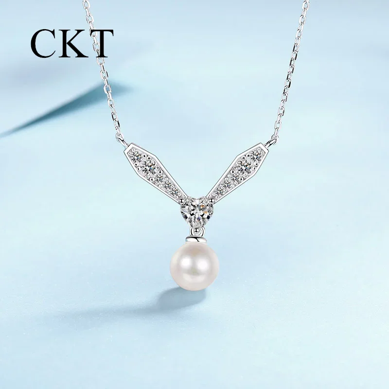 18K White Gold Rabbit Ears Necklace Original Niche National Tide Pearl Pendant for Women Rabbit Year Collarbone Chain Jewelry