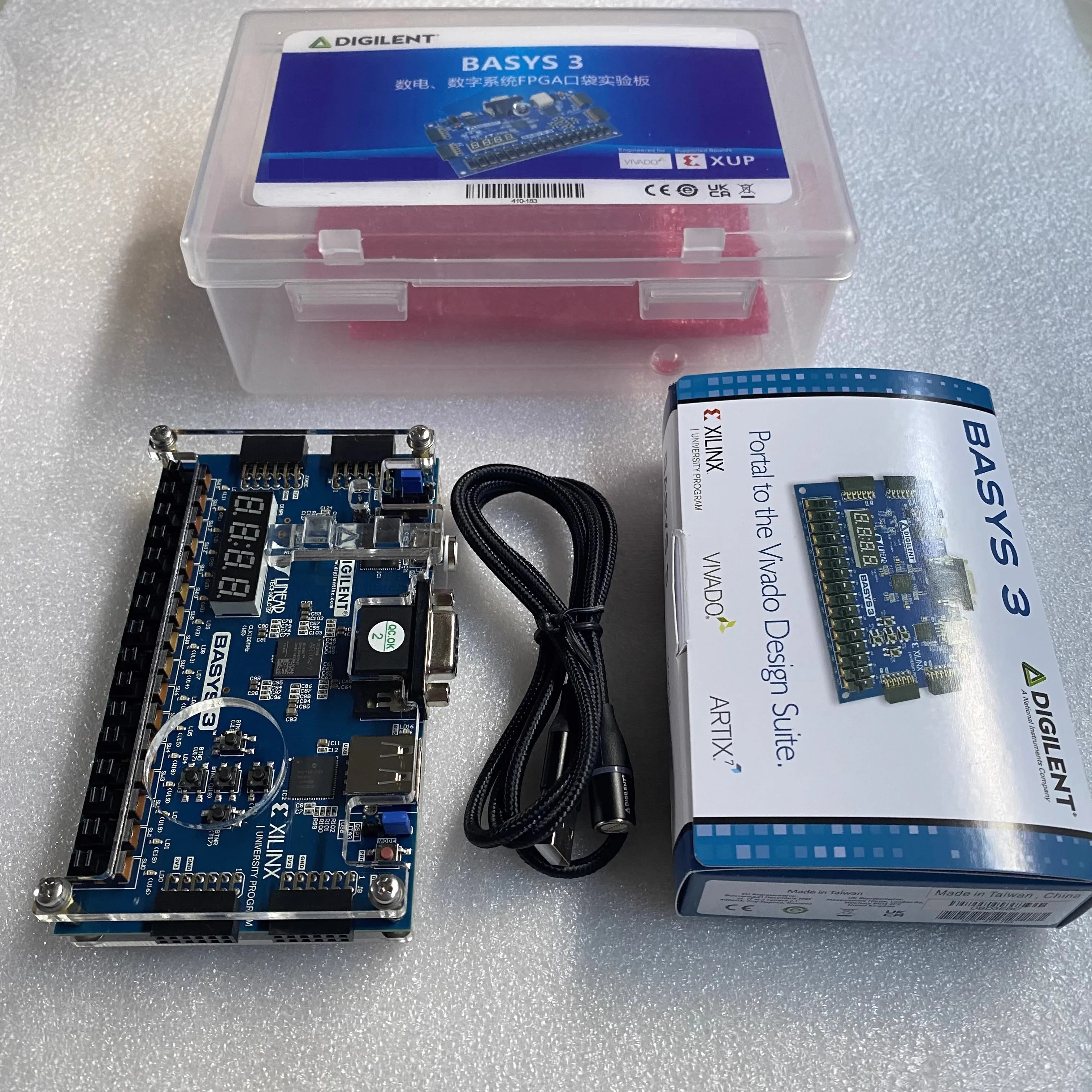 Digilent Basys3 Artix-7 Xilinx FPGA 410-180 開発ボード 100% 新品およびオリジナル