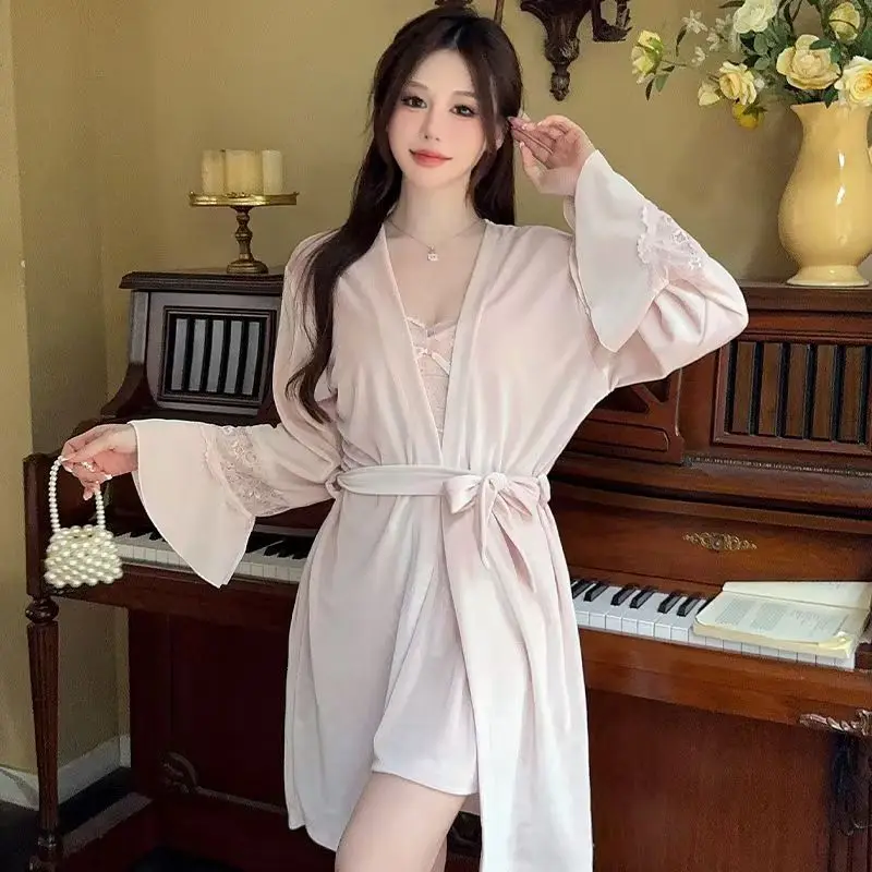 Golden Velvet Pajama Women's Autumn/Winter Long Sleeve Robe Two Piece Set Sexy Lace V Tie Chest Mat Strap Sleeping Skirt Set