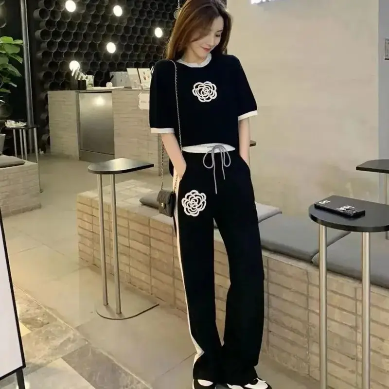 Women\'s Sweat Suit Summer New Fashion Street Bombing Style Short Sleeve Corp Tops And Wide Leg Pants 2 Two Piece Set For Women