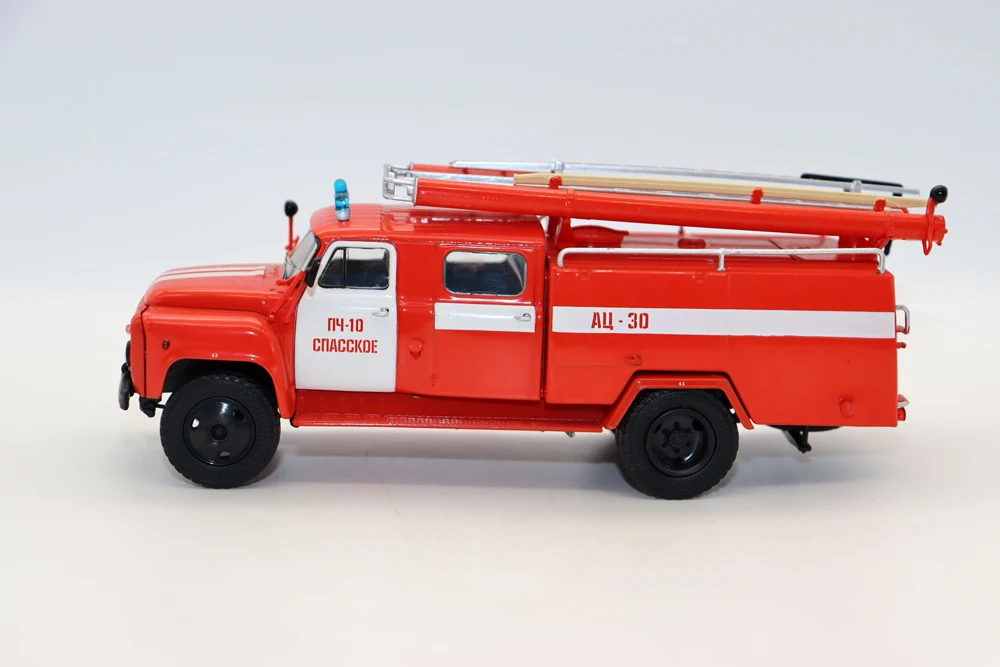 NEW SSM 1/43 Scale AC-30 GAZ-53A 106A Fire truck brigade Vehicle USSR Cars By DeAGOSTINI Diecast&Plastic model for collection