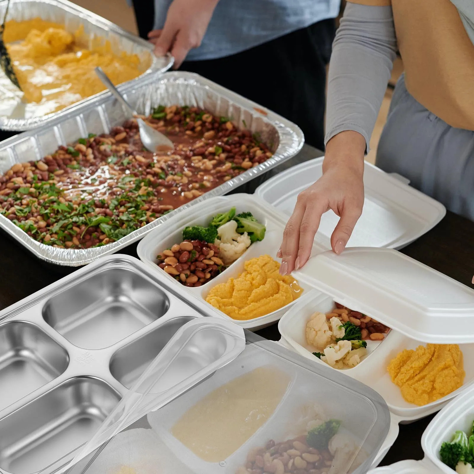 

1Pcs Divided Food Plate Stainless Steel Rectangular 4 Sections Stackable Lunch Compartment Tray for Camping Hiking