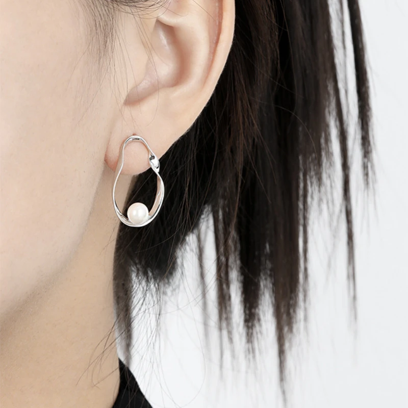 Luxury S925 Sterling Silver Hoop Earrings Inlaid Pearl Earring Versatile Fashion Electroplating Jewelry for Charms Woman Gift