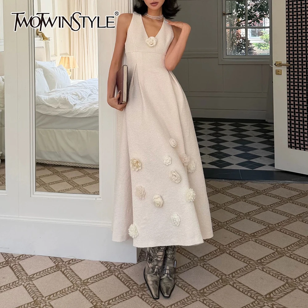

TWOTWINSTYLE Elegant Spliced 3D Flower Temperament Dress for Women V Neck Sleeveless High Waist Long Dresses Female Spring New