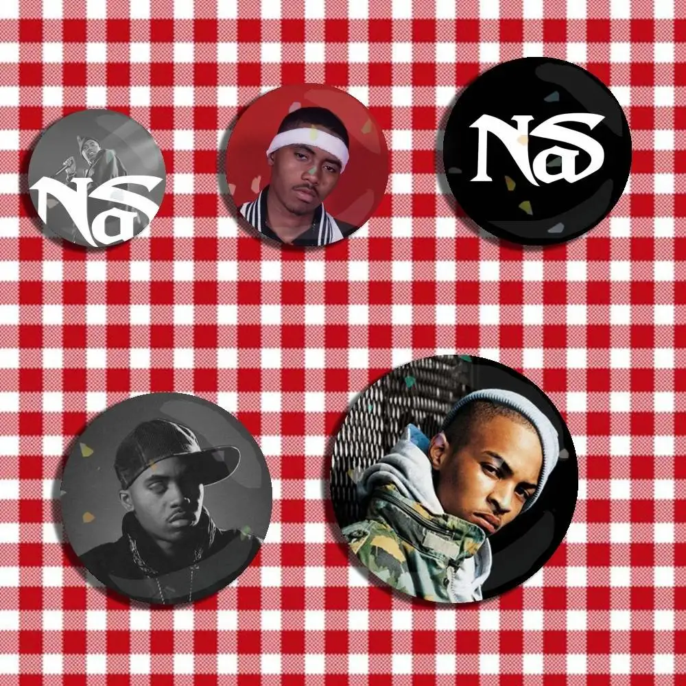 Singer N-Nasir Jones Laser Badge Creative Pins Brooch for Decor Gifts Fans Collect Easter decorations