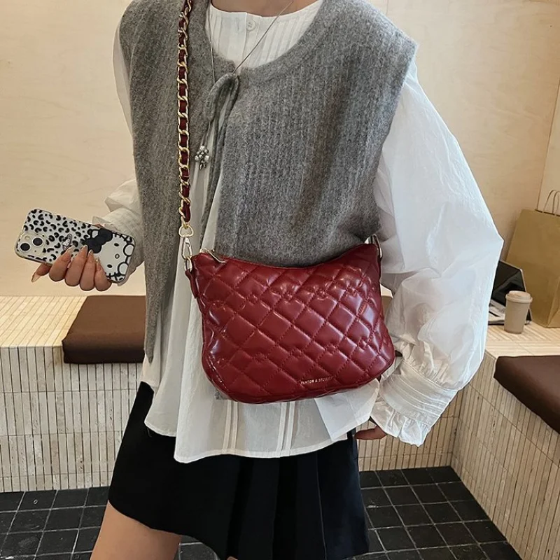 

Elegant Women Shoulder Bag Made From Genuine Leather With Top Zip Closure For Stylish Secure Carry