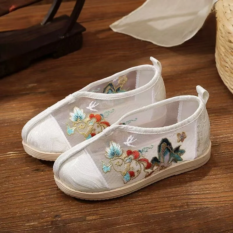 2026 Boy's Summer New Mesh Embroidered Hanfu Shoes Soft Sole Round Toe Shallow slip On Ethnic Style Horse Face Skirt Shoes