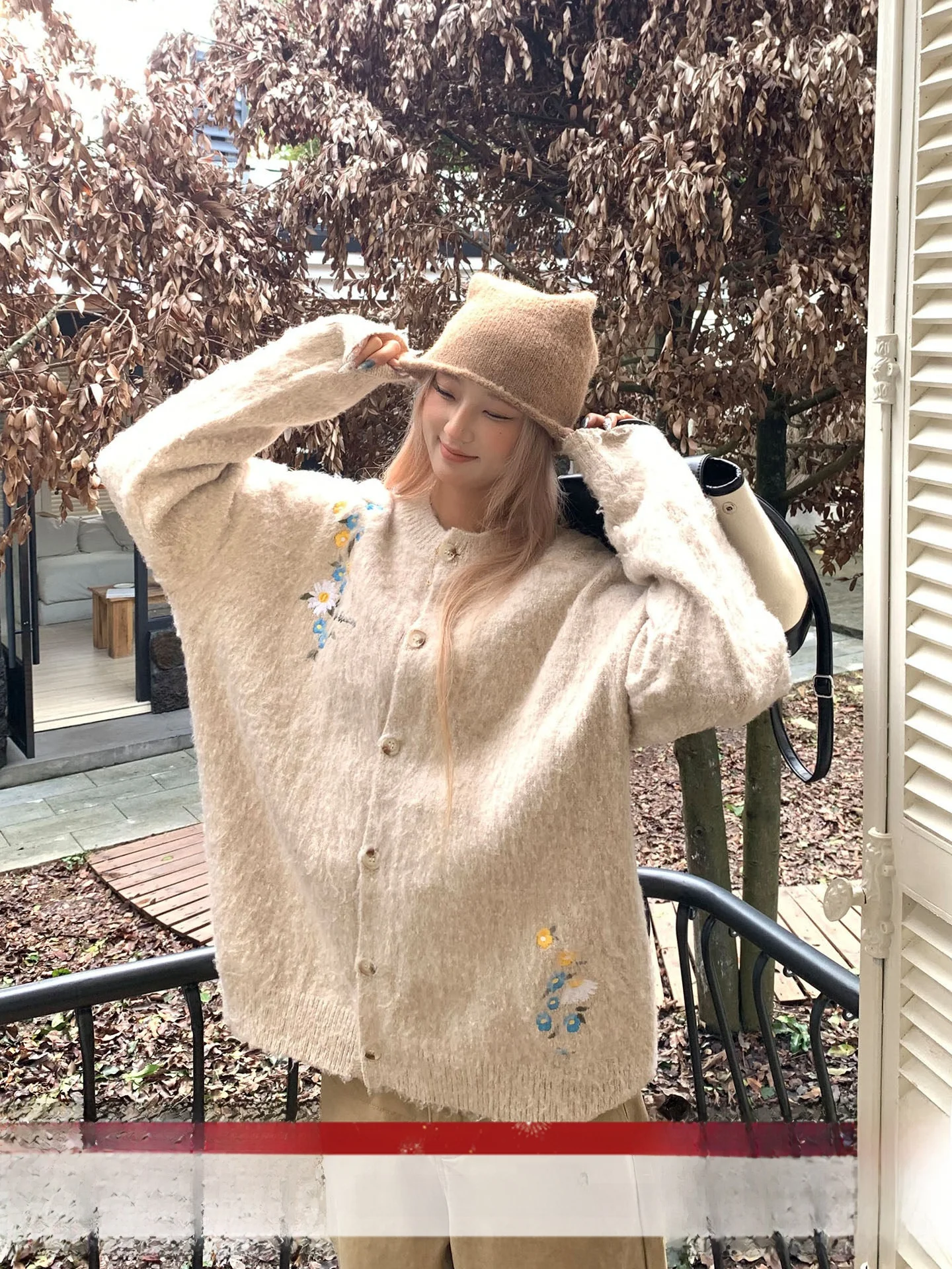 

Женский вязаный кардиган с цветочной вышивкой в стиле ретро, свободного кроя, повседневный, с длинными рукавами, круглым вырезом, осенняя мода