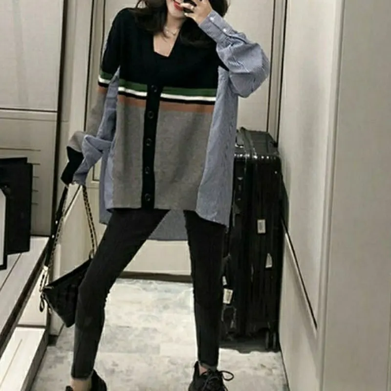 Korean Striped Knitted Patchwork Blouse Spring Autumn New Contrasting Colors Female Clothing Casual V-Neck Single-breasted Shirt