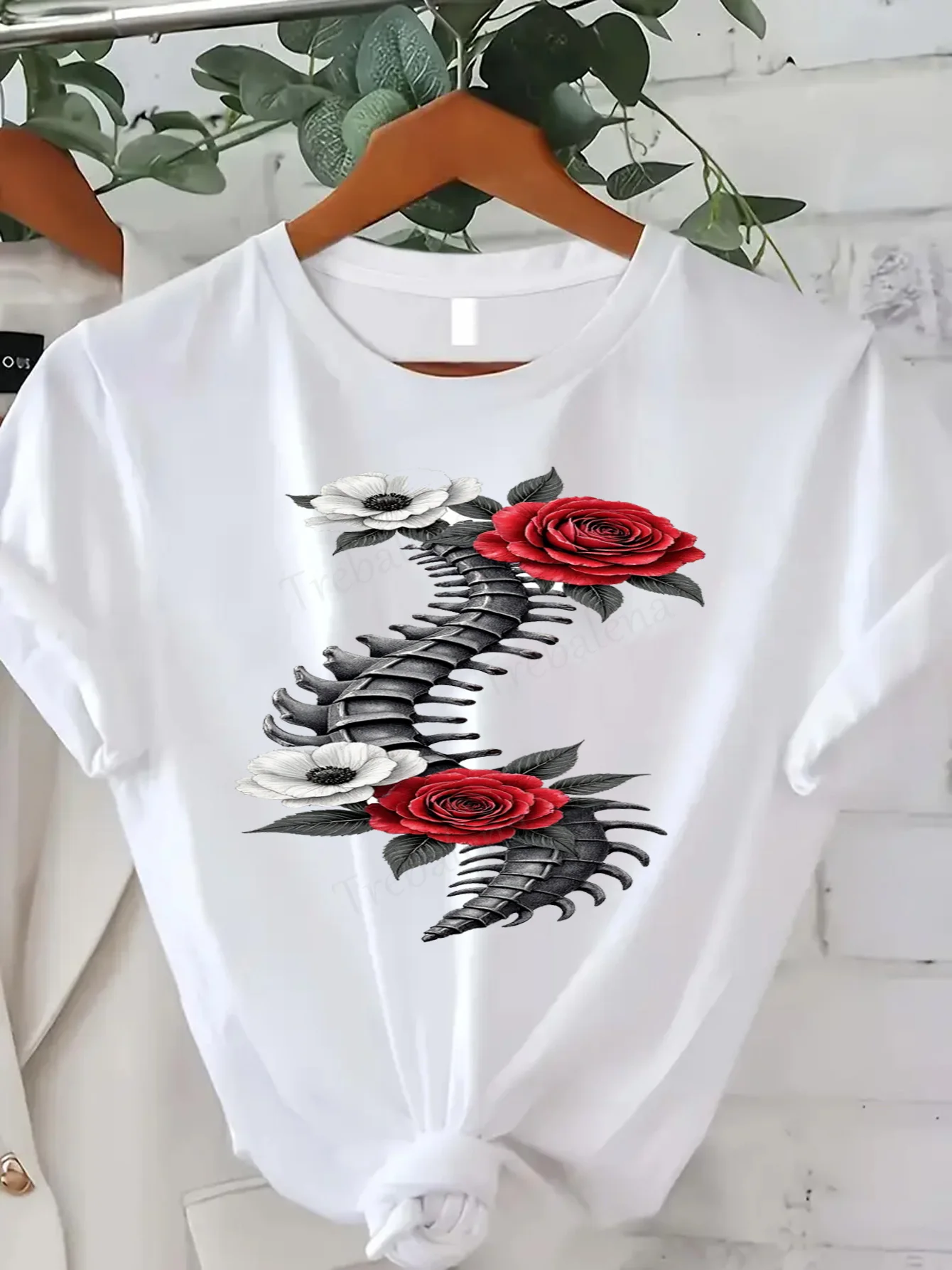 بالإضافة إلى حجم جولة الرقبة تي شيرت الأزهار العمود الفقري طباعة المتضخم تي شيرت المرأة زائد حجم قمة الموضة #1