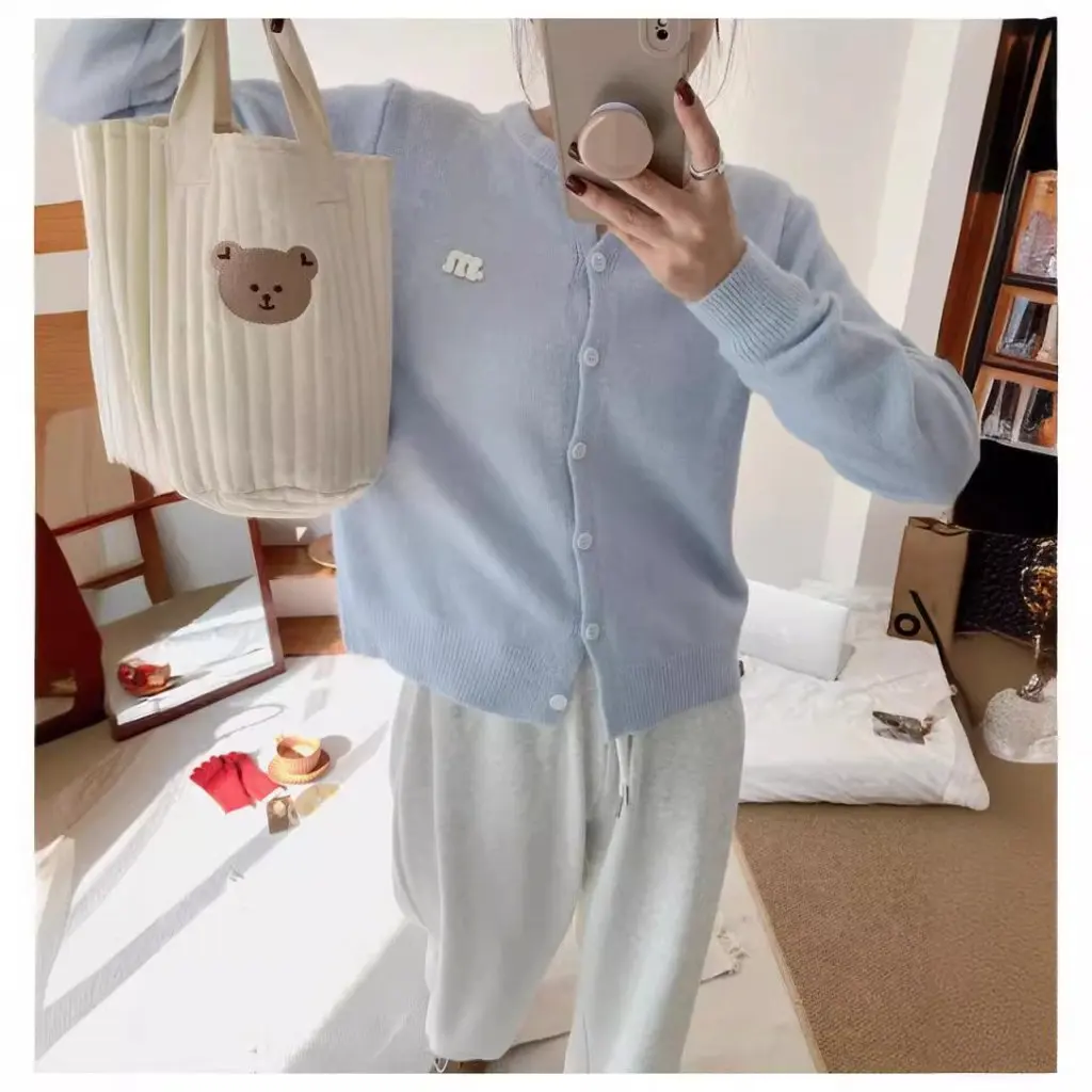 

Naihu Light Blue Women's Knitted Cardigan Jacket Lazy Style Soft Waxy Fabric Short Long Sleeve Top for Spring