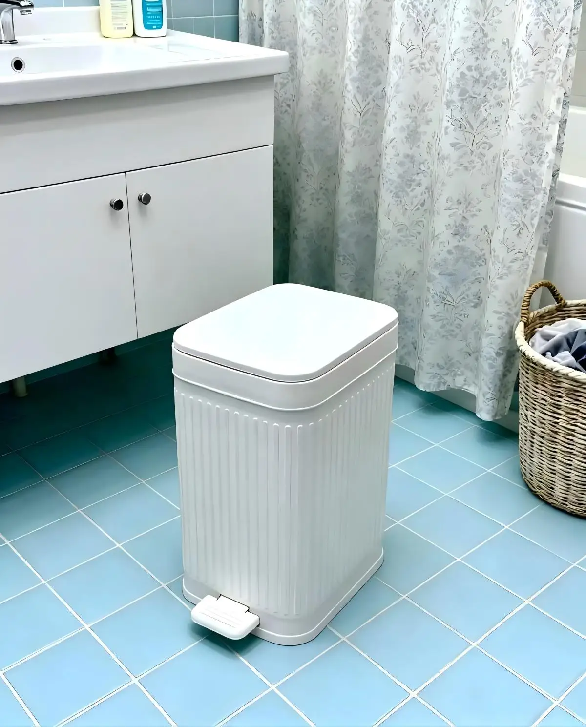 White Plastic Step-On Trash Can with Lid, Hands-Free Pedal Waste Bin, Compact Odor Control Garbage Can for Bathroom, Bedroom, Ki