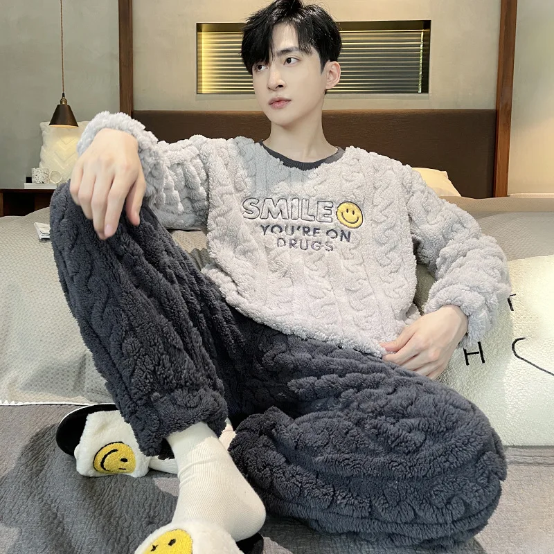 Men Sleepwear Coral Velvet Autumn Winter Pajamas Sets Fleece Thicken Warm Flannel Loungewear Suit Long Sleeve Pants Men Pajamas