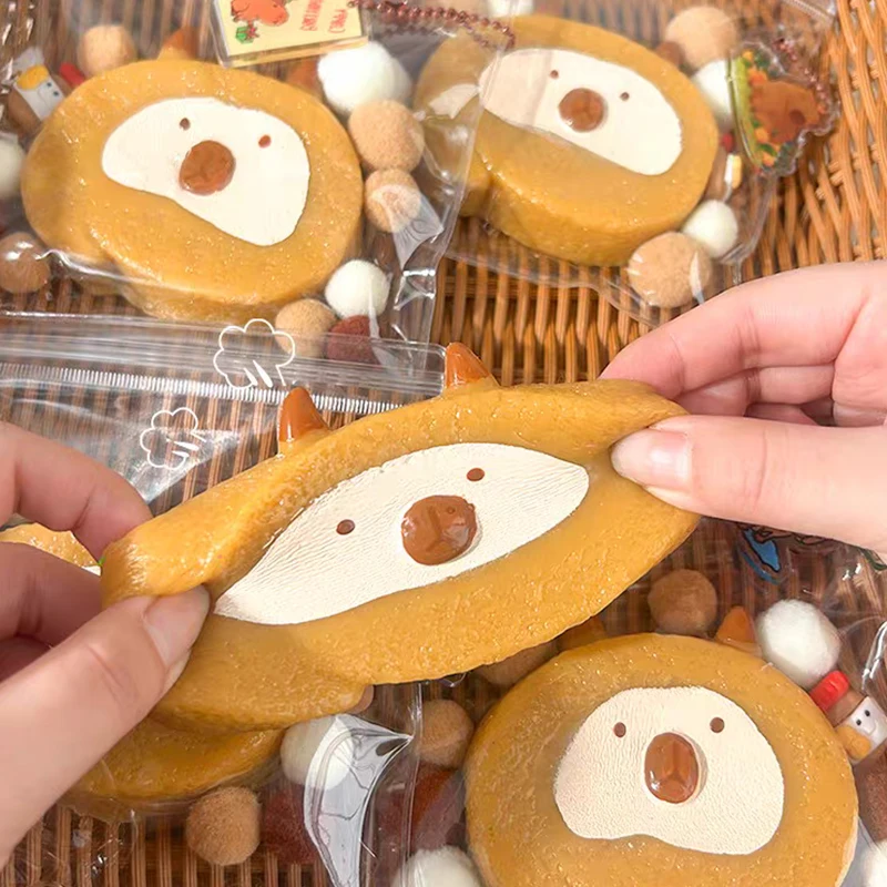 Capybara Cake Roll Pinching Keychain Tricky Toy Water Guinea Pig Doll Mochi Soft Fidget Toy Slow Rebound Stress Release Toy