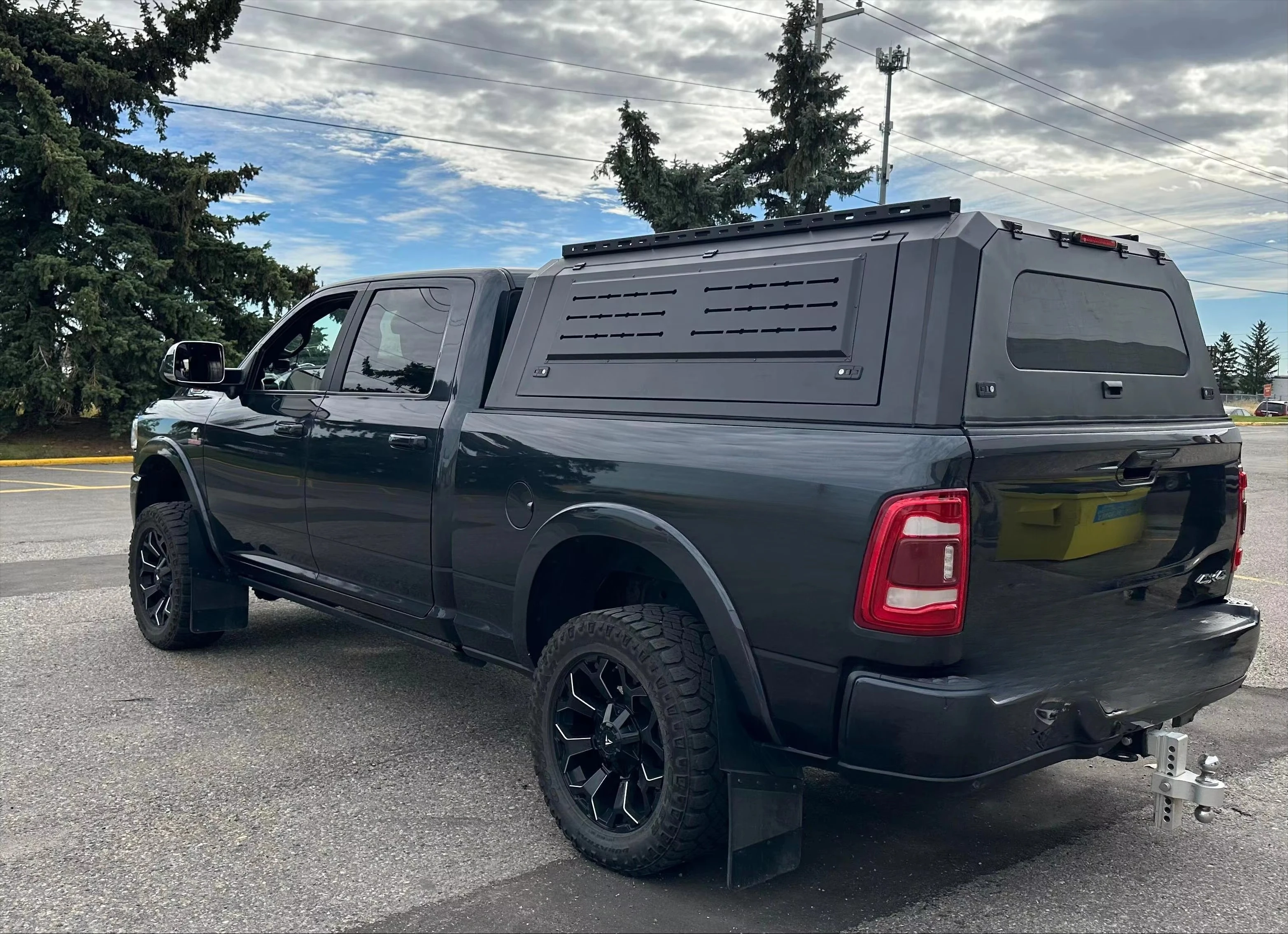 

ForFactory индивидуальный навес для грузовика, топпер для Dodge Ram 3500 6,4 фута 2017, алюминиевый непромокаемый топпер с жестким навесом для пикапа