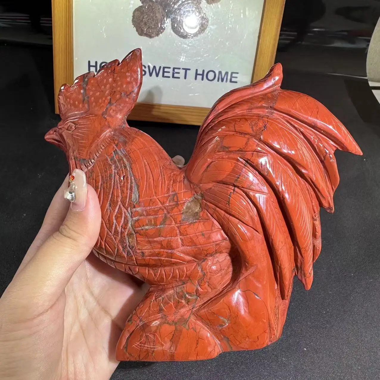 Hand Carved Factory Price Natural  Red Jasper Rooster Custom Crystal Craft