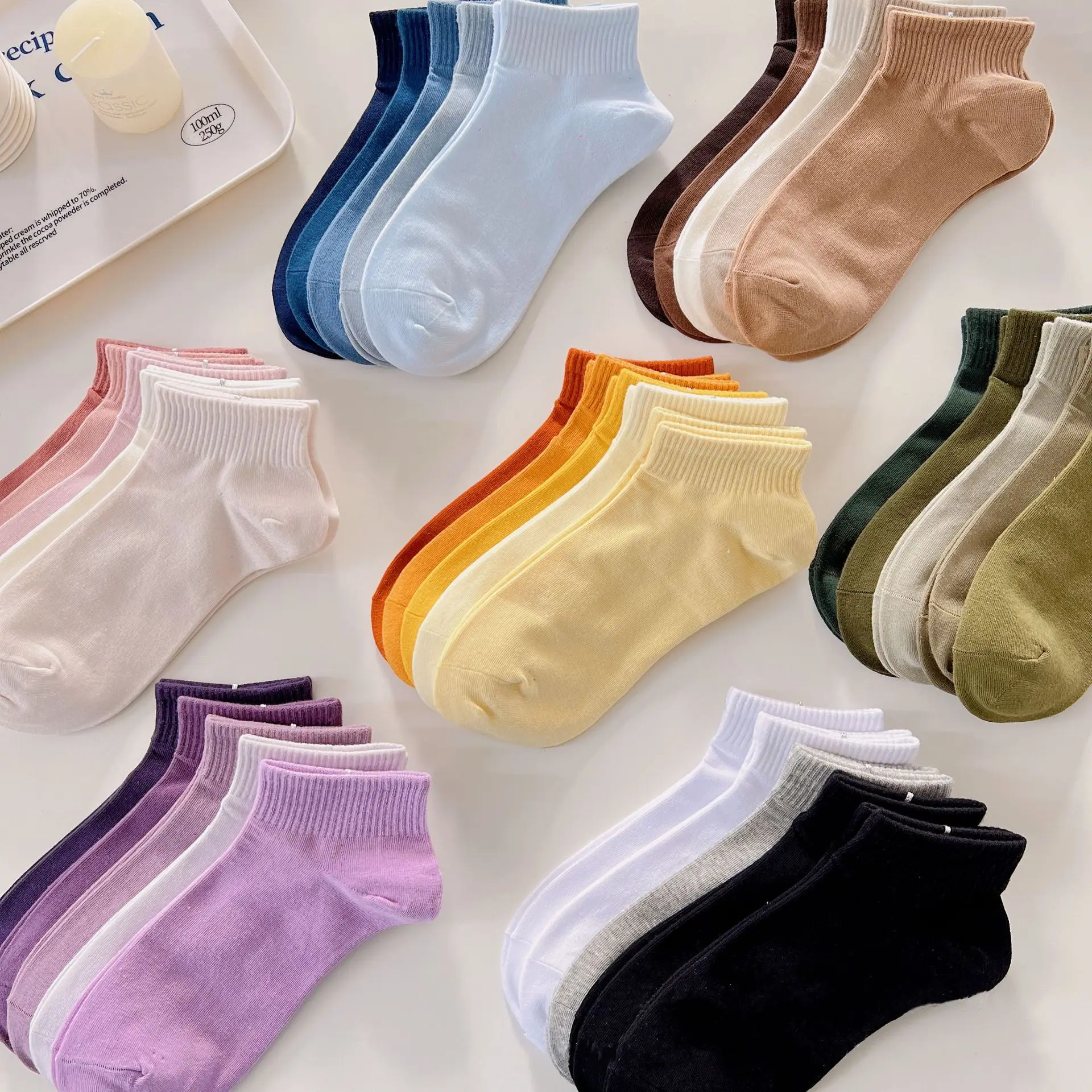 15 Pairs of Fashionable and High-Quality Women\'s Candy Colored Korean Soft and Comfortable Breathable Solid Color Short Socks