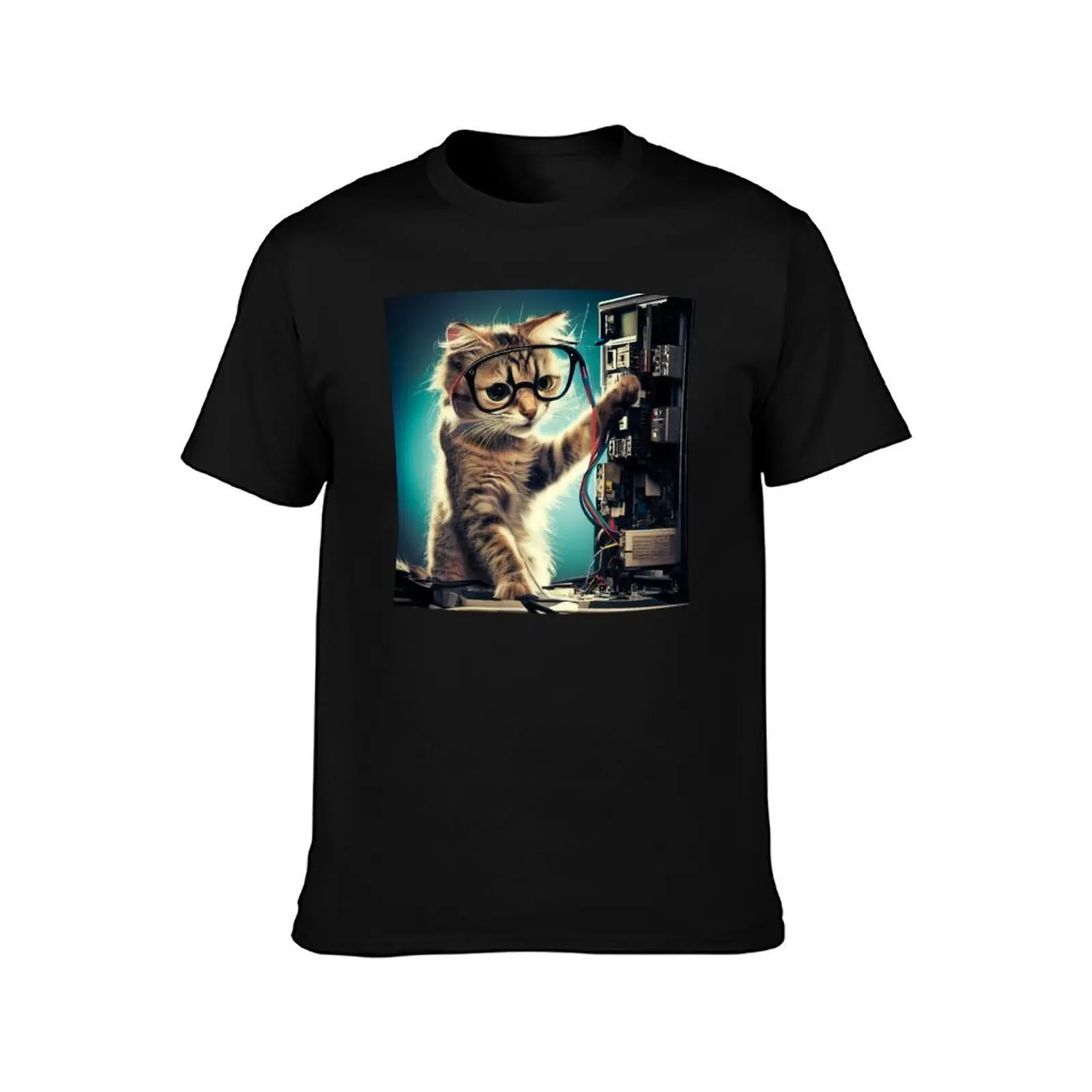 Cat Fixing Computer T-Shirt Work Utility Short Sleeve Shirt T-Shirt