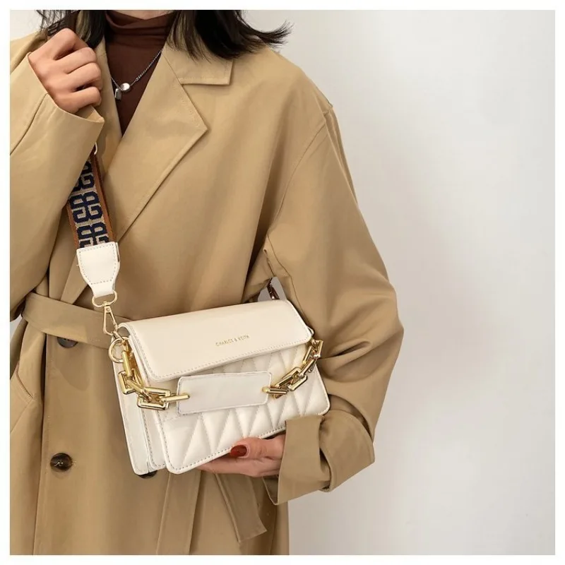 

Luxury Minimalist Diaper Bag For Women Crossbody Handbag Designer Elegant Tote Bag Vintage Fashion Large Capacity Leather