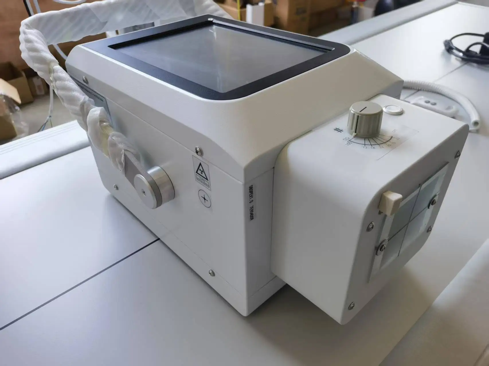 SUNORO SR-P8 Medical 8kw Portable X Ray Machine Digital Xray Machine