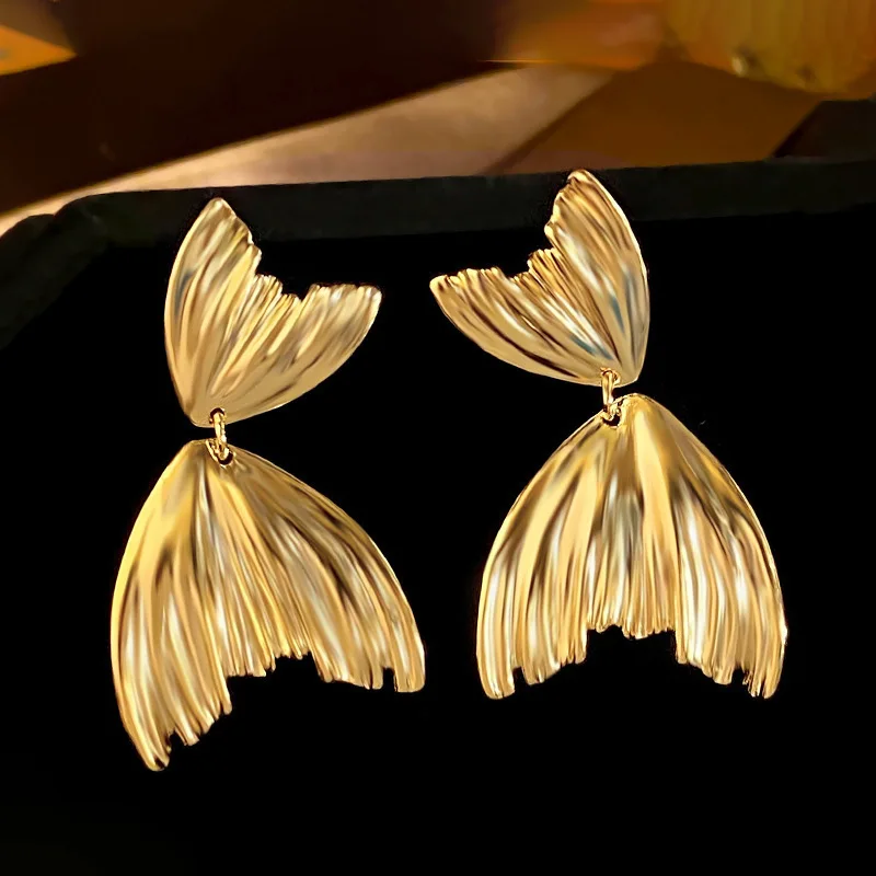 New Korea Geometric Metal Shell Pendant Earrings For Women Fashion Personality Drop Earrings Party Jewelry