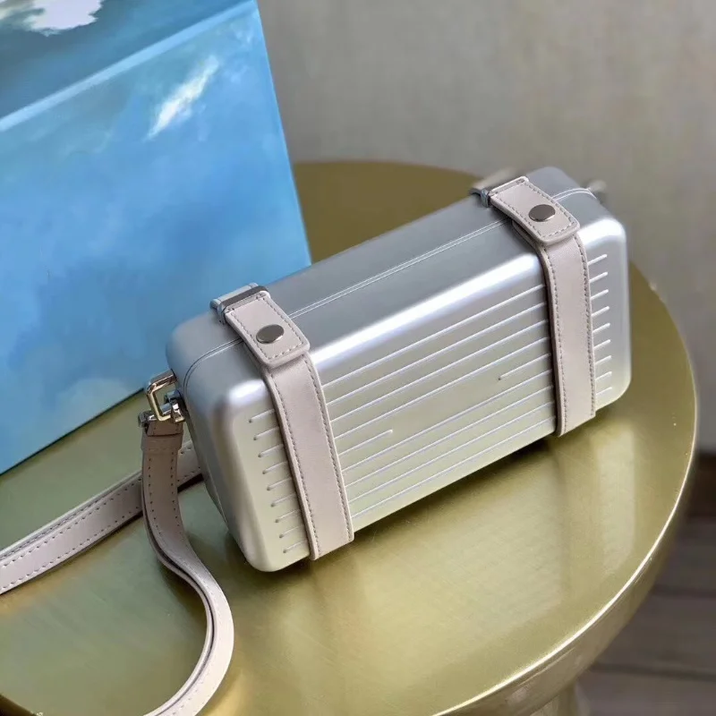 Tas Tangan Serbaguna Modis Portabel Mewah Ringan Rasa Kelas Atas Multi-kompartemen Penyimpanan Kosmetik Ukuran Kecil Tebal