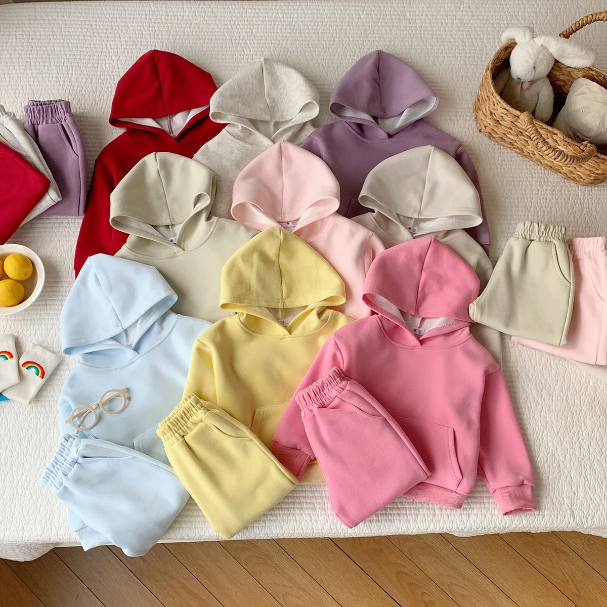 Girls' Spring and Autumn Solid Color Hooded Sweatshirt Set Solid Color Casual Two-Piece Kids' Sportswear Outerwear Set