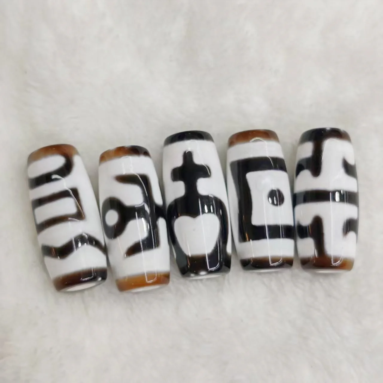 

1 шт., Тайваньская инфильтрация, черно-белый глянцевый белый сердечник, агат, Tianzhu, ожерелье в этническом стиле, кулон, аксессуар «сделай сам», Dzi