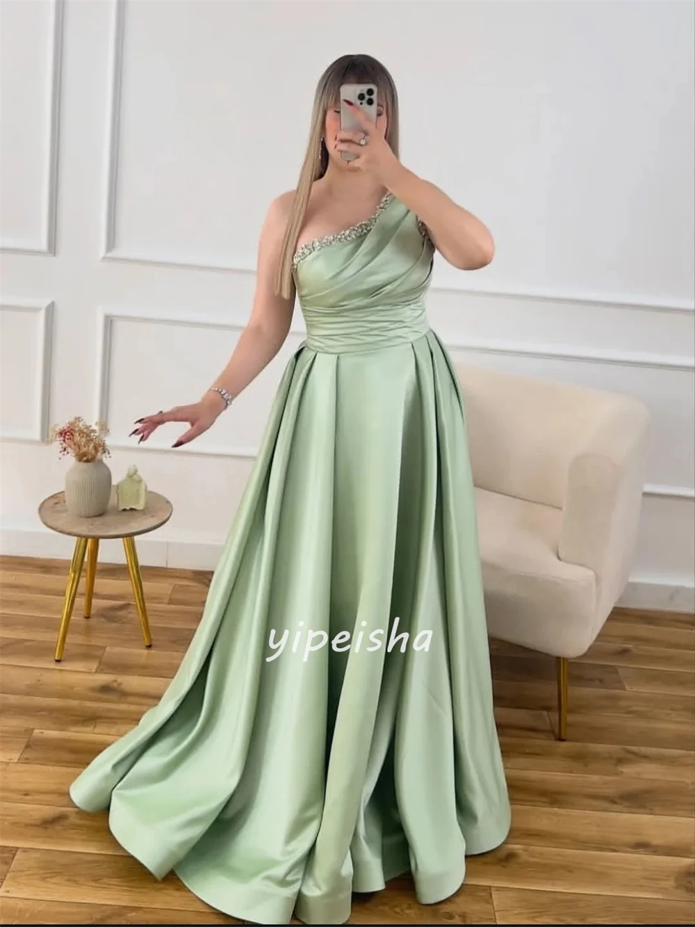 تخصيص أزياء أنيقة حجر الراين Ruched ألف خط فساتين طويلة حمالة فساتين السهرة الأحجام المتاحة الطراز الحديث الكلاسيكي