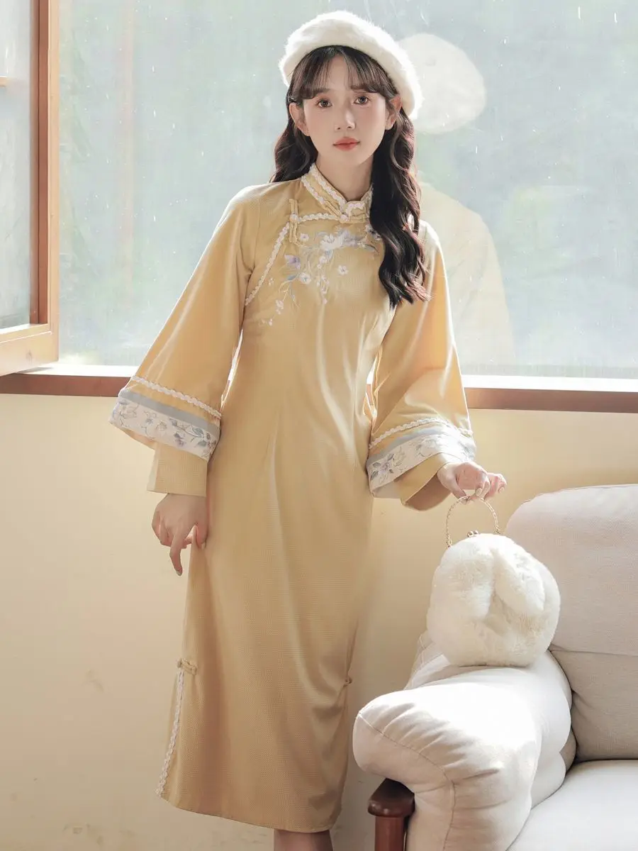 Long Sleeved Winter Cheongsam Hanfu Elegant Thickening Daily Sweet Cute Girl Chinese Dress Qipao for Women