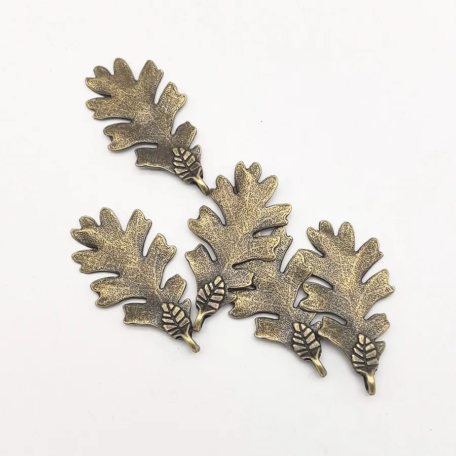 10pcs/pack Antique bronze alloy daisy leaf Necklace pandent Vintage Jewelry Findings Handmade Crafts Bracelet Dec  01329 44*27mm