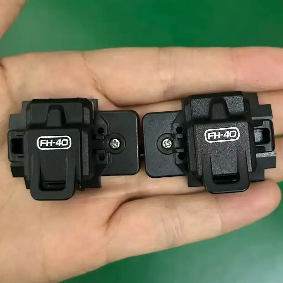 

Original FH-40 Bare Fiber Pigtail Leather 3 in 1 Fiber Holder for INNO IFS-10/15/15M/16 V3 V5 V7 View 5 View 7 Fusion Splicer