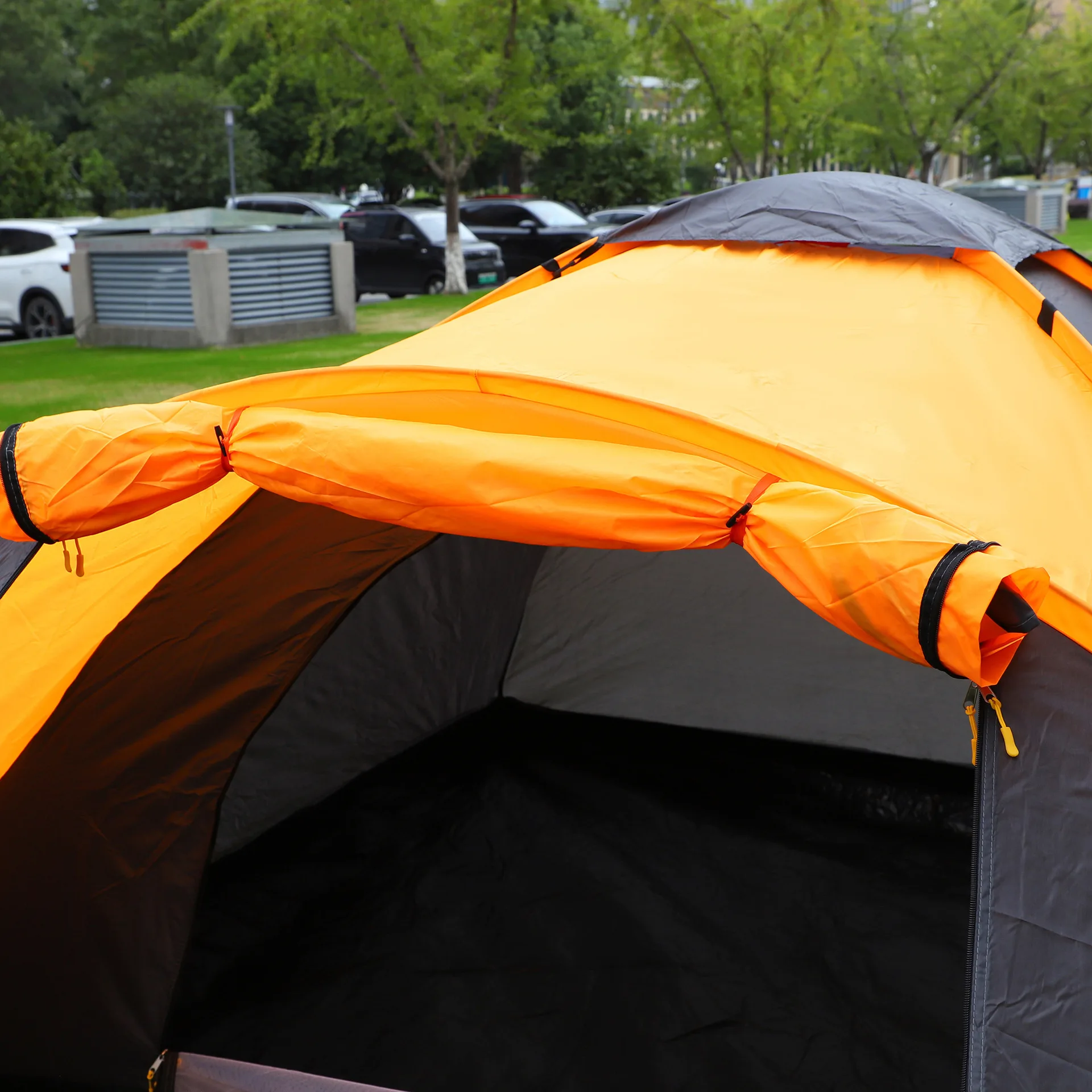 Outdoor Camping Tent with Fiberglass Poles Extending Tent Double-layer Rainproof for Camping Hiking and Mountain Climbing view 3