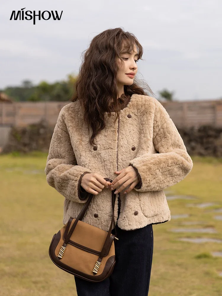 MISHOW Lamb Wool Coat for Women 2022 Winter Korean Short Single Breasted Oneck Jacket LooseThicken Warm Female Coats MXB45W0826
