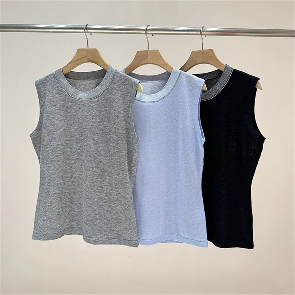 

Летний женский повседневный вязаный топ без рукавов 2026