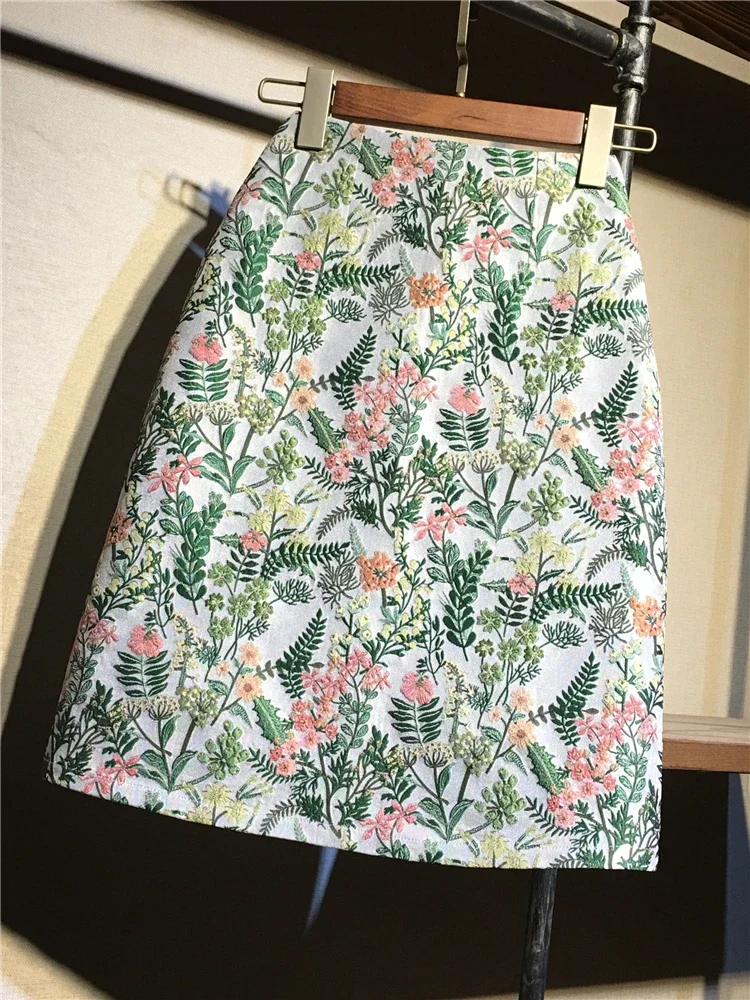 2024 New Floral Half Skirt Women'S Summer Fashion Versatile Straight Sleeve Wrapped Hip Skirt Small Figure Printed  A-Line Skirt