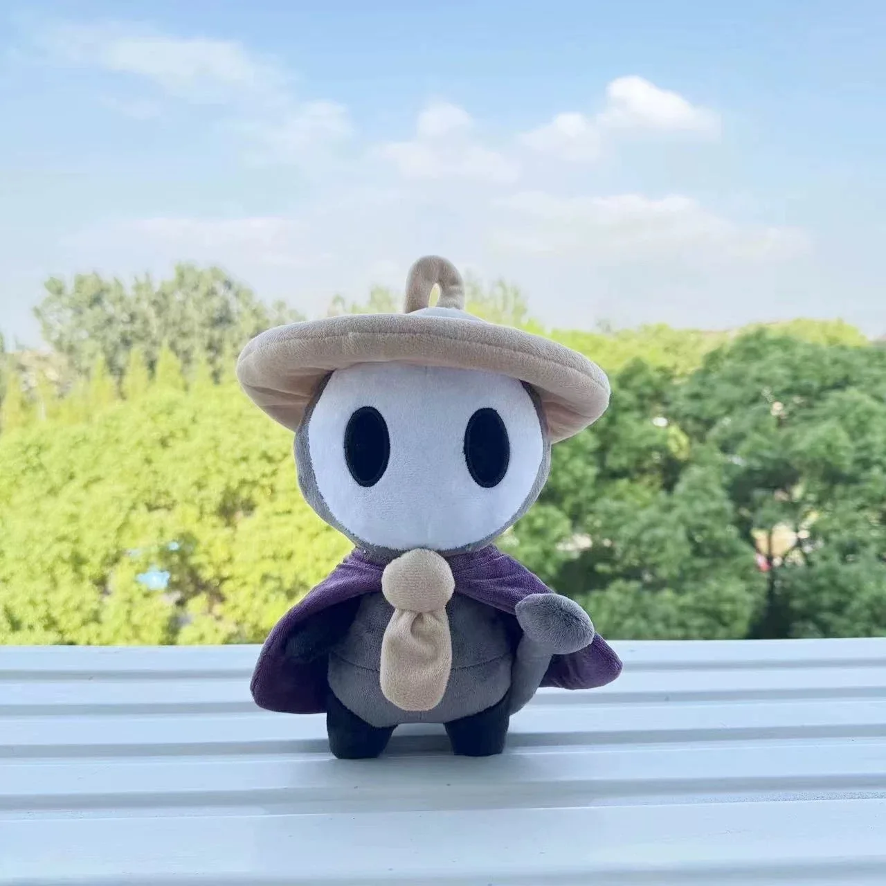 Hollow Knight Silksong Shermag Doll Plush Toy Soft Cotton Stuffed with Bell Cute Room Decor Birthday Gift