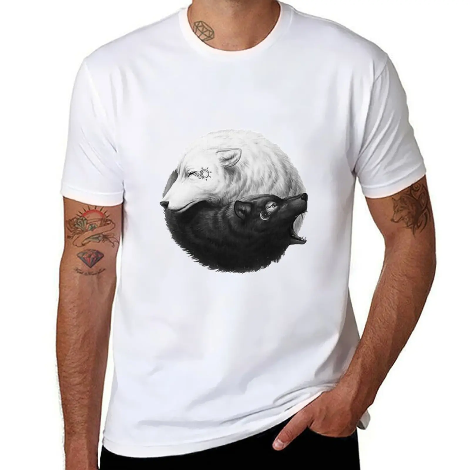 

Two Wolves Black and White Love Nature T-Shirt man t shirt cotton high quality essential t shirt T-Shirt