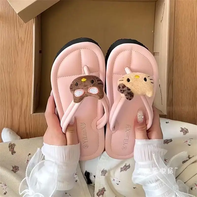 

Шлепанцы на платформе Sanrio с рисунком Hello Kitty Kawaii, новый стиль, летние детские тапочки для девочек, домашняя пляжная обувь, модная обувь