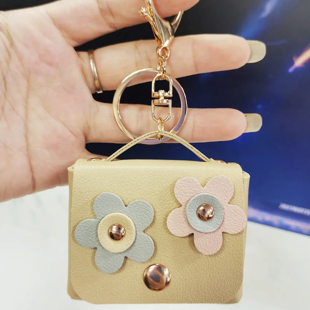 

Cute Flowers Mini Storage Bag Keychain Fashion Luxury Bag Decoration Coin Purse Headset Bag Protective Cover Bag Accessories