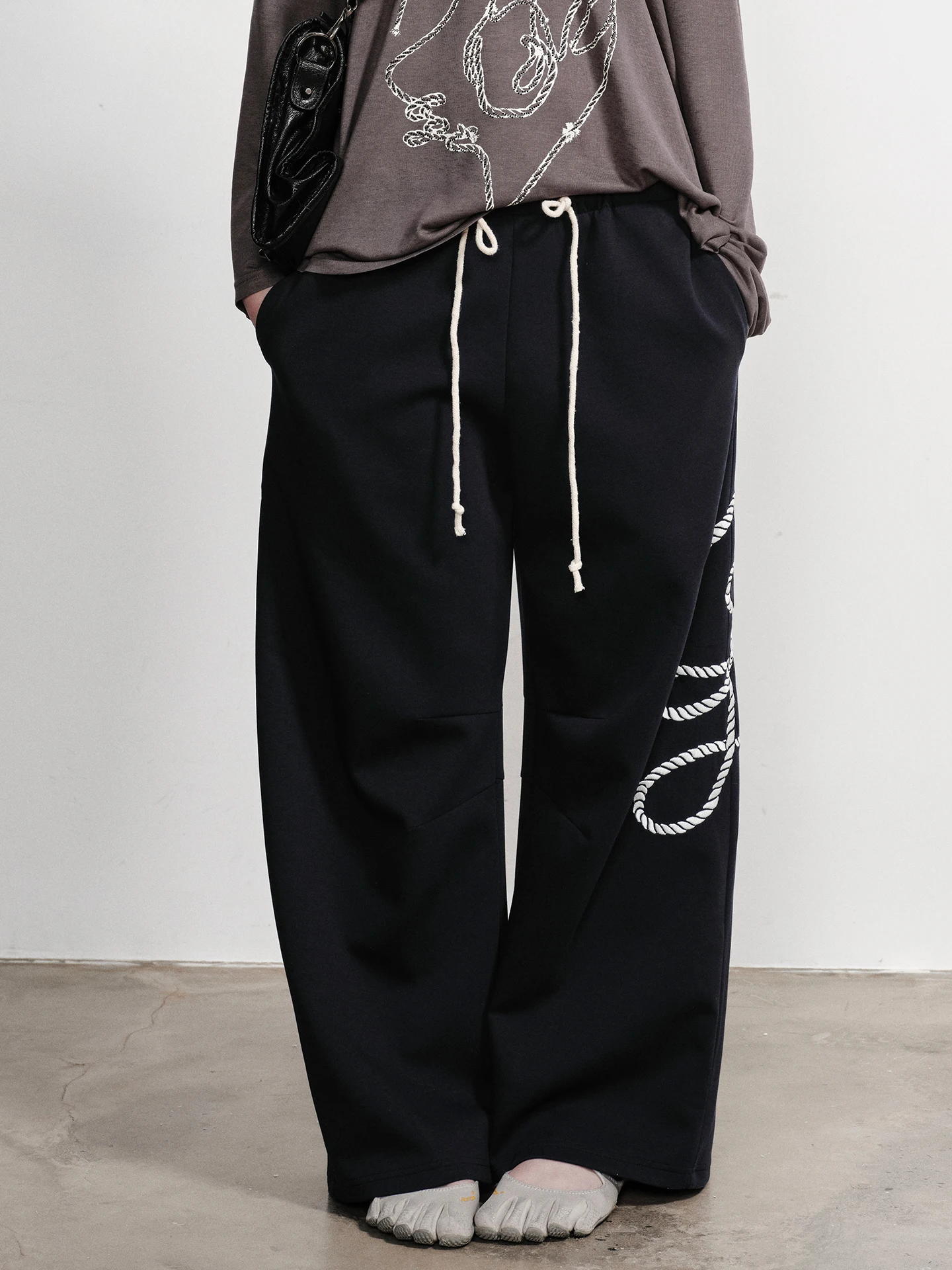 

BGT Casual Loose Straight Leg Pants Women's Comfortable Wide Leg Long Trousers Embroidered Loose Feel Cotton Blend